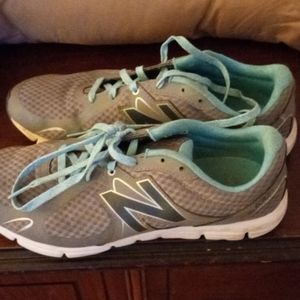 Women's New Balance Shoes